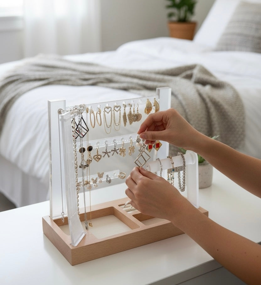 Clear 3 Tier Acrylic Jewelry Organizer Stand